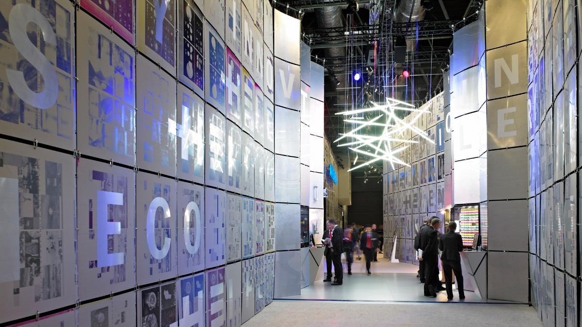 數(shù)字技術對企業(yè)展廳的重要性2