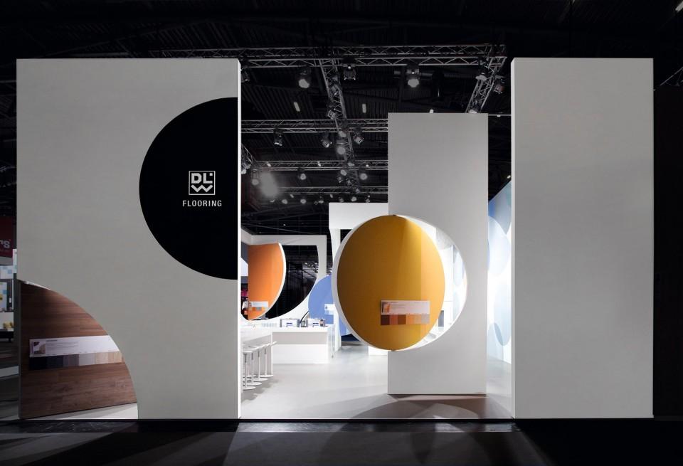 企業(yè)產(chǎn)品展廳設(shè)計(jì)效果圖2 企業(yè)產(chǎn)品展廳設(shè)計(jì)效果圖2