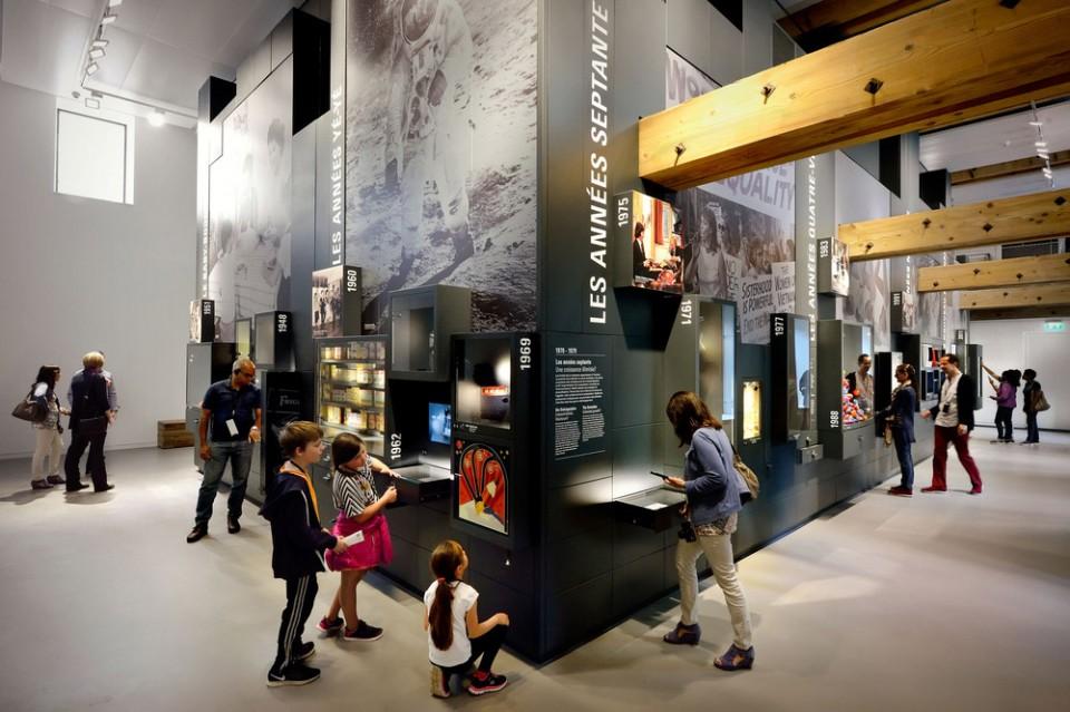 深圳品牌展廳設(shè)計互動體驗區(qū)5 深圳品牌展廳設(shè)計互動體驗區(qū)5