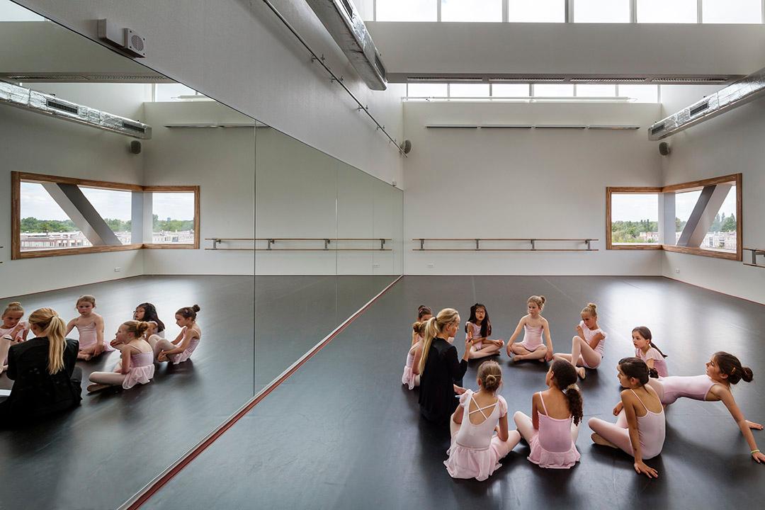 綜合性文化建筑博物館東方神舟主題展廳設(shè)計(jì)的分享與學(xué)習(xí)圖1 綜合性文化建筑博物館東方神舟主題展廳設(shè)計(jì)的分享與學(xué)習(xí)圖1