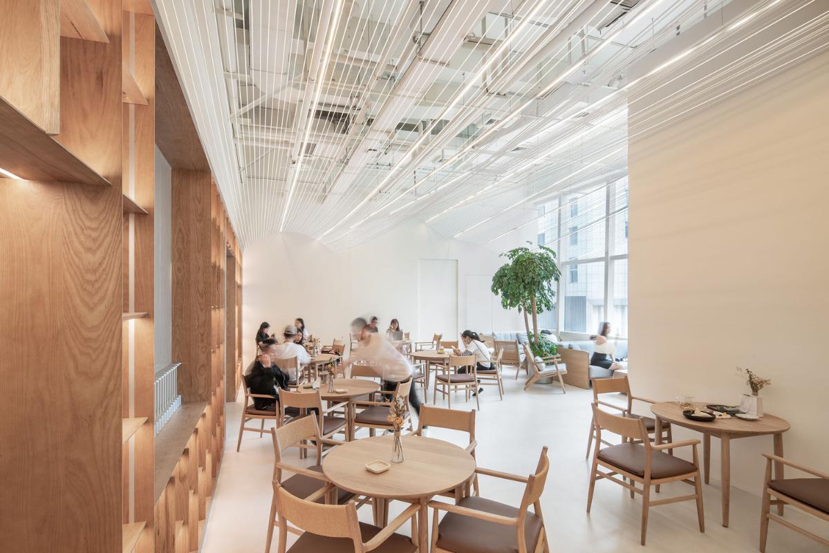 50_Functions_of_bookstore___coffee__afternoon_tea__bar__and_restaurant_under_the_same_big_roof_%C2%A9_Yu_Bai.jpg 50_Functions_of_bookstore___coffee__afternoon_tea__bar__and_restaurant_under_the_same_big_roof_%C2%A9_Yu_Bai.jpg