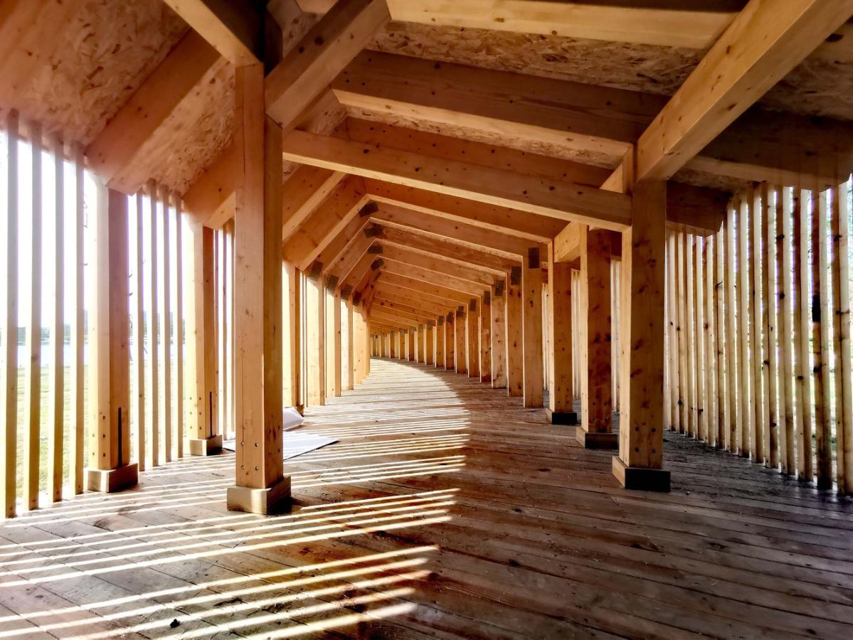 變化型移動驛站-戲魚廊(3)__蘇州昆侖綠建木結(jié)構(gòu)科技股份有限公司.jpg 變化型移動驛站-戲魚廊(3)__蘇州昆侖綠建木結(jié)構(gòu)科技股份有限公司.jpg