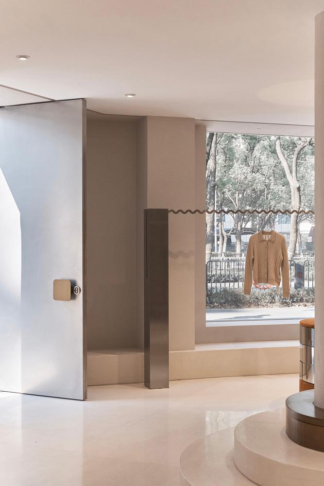 03_?_劉政.jpg 03_?_劉政.jpg