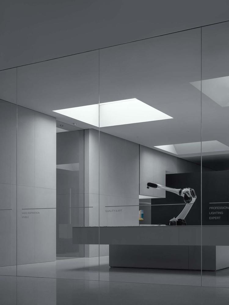 22-機械臂展臺Robot_arm_demonstration.jpg 22-機械臂展臺Robot_arm_demonstration.jpg